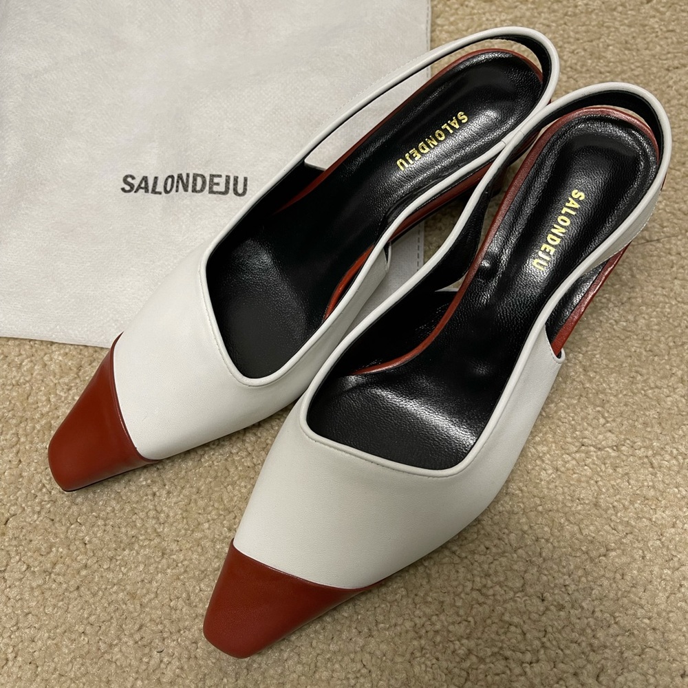 Salondeju Leather Slingback Sandal